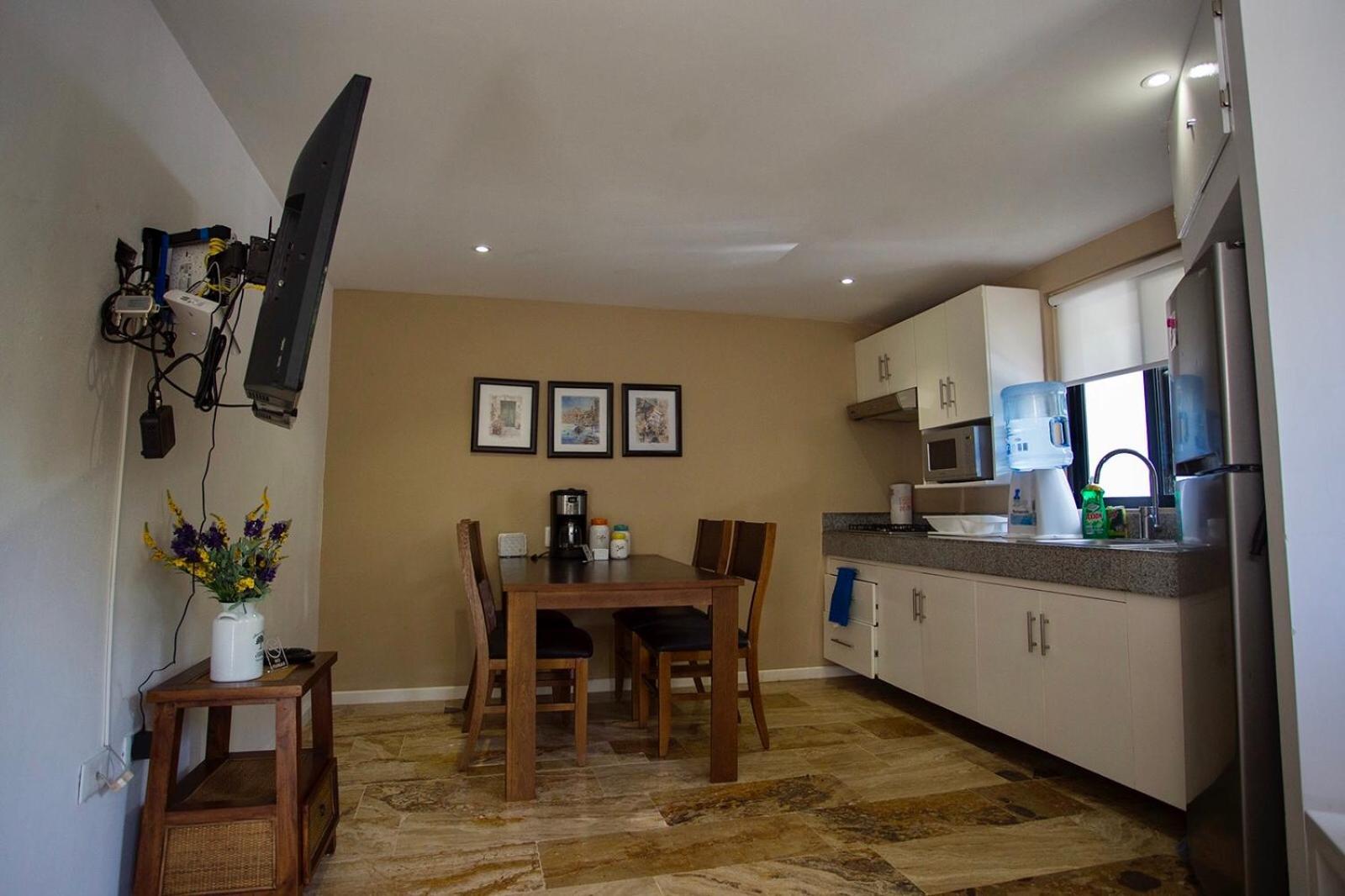 Loft With Pool - A Few Steps From The Beach! Cancun Bagian luar foto